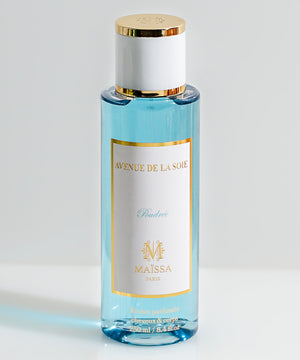 Discover the luxury of Maison Maïssa with AVENUE DE LA SOIE (250ml), a refined blend of bergamot and patchouli at the5thscent boutique.