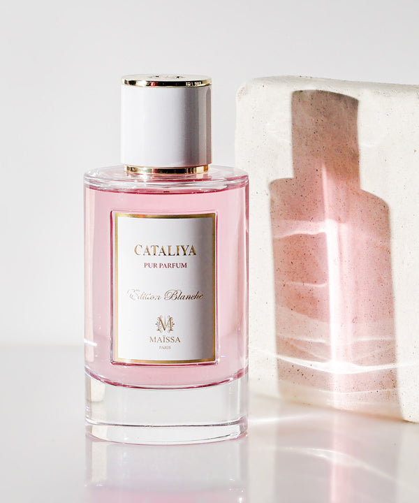 Luxurious CATALIYA perfume by Maison Maïssa, exuding an elegant amber scent, showcased by the5thscent, perfect for exclusive occasions.