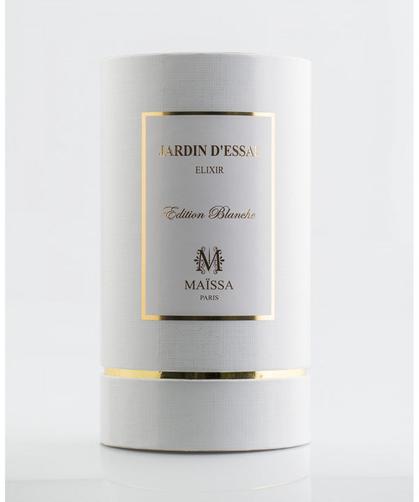 Experience the luxurious JARDIN DESSAI (200ml) by Maison Maïssa, an exclusive floral scent available at the5thscent.