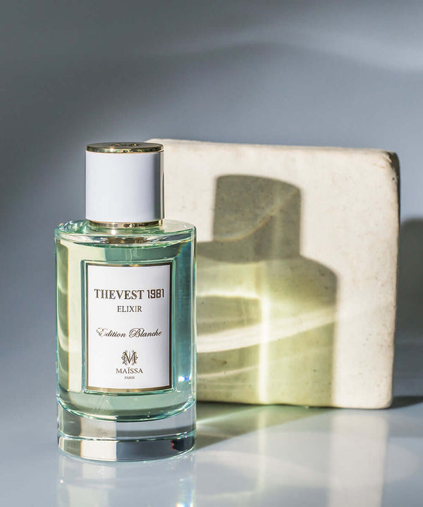 Luxurious bottle of THEVEST 1981 fragrance by Maison Maïssa, evoking a unisex blend of apple and musk from the5thscent collection.