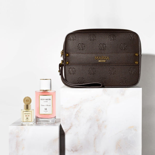 Oud Sakura Toscane gift set with brown Maïssa bag, 100ml perfume and 15ml Pure Oil