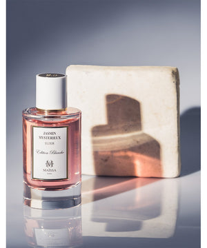 A luxurious fragrance Jasmin Mysterieux by The 5th Scent