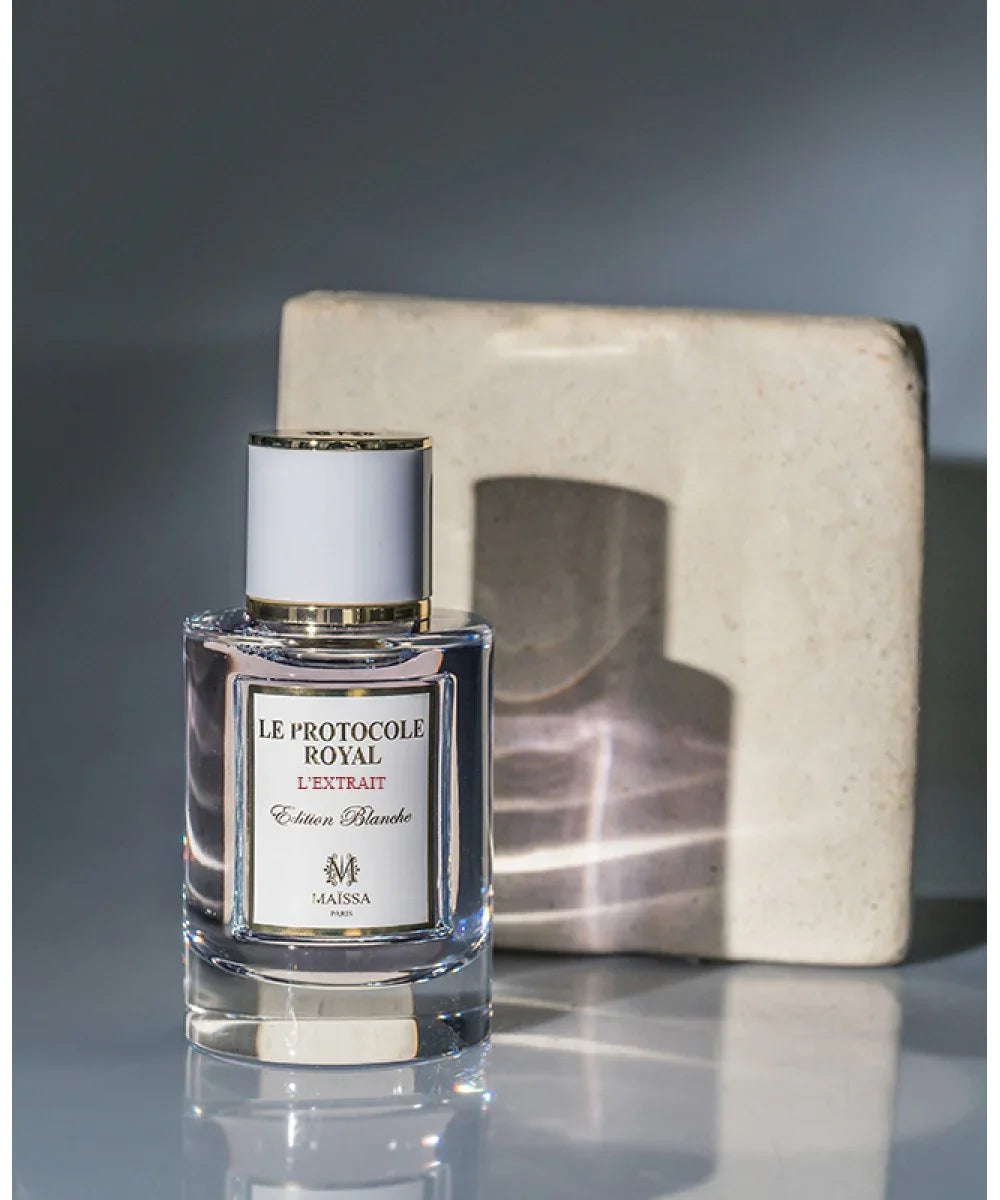 Le Protocole Royal L'Extrait Edition Blanche perfume by Maïssa Paris in clear glass bottle with white and gold cap